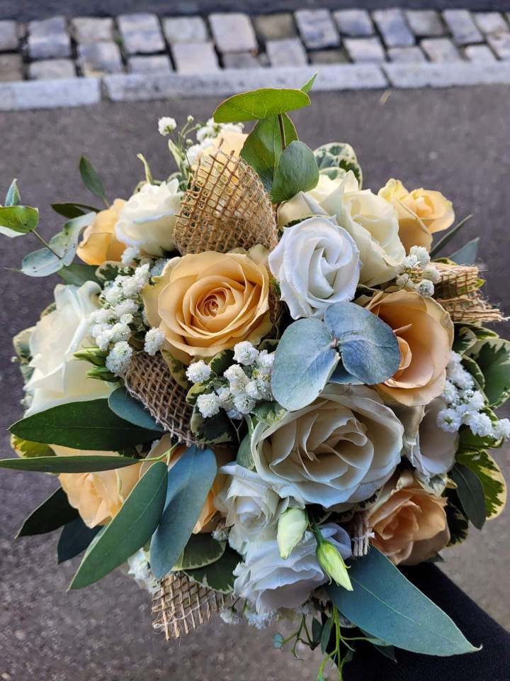 Fleurs en vase Callengeville